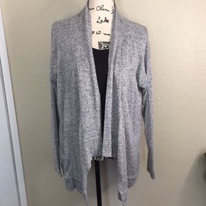 So gray cardinal size L